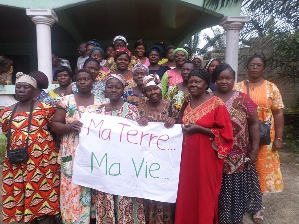 Apoie abaixo-assinado! Mulheres africanas exigem que as empresas