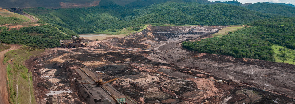 A Mineral-Intensive “Green” Energy Transition: Deforestation and Injustice in the Global South | Bulletin 246 – Oct / Nov 2019